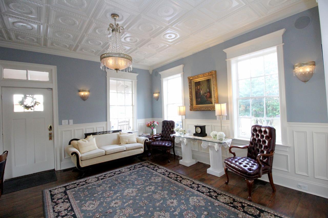 The Dahlonega Square Hotel & Villas 外观 照片