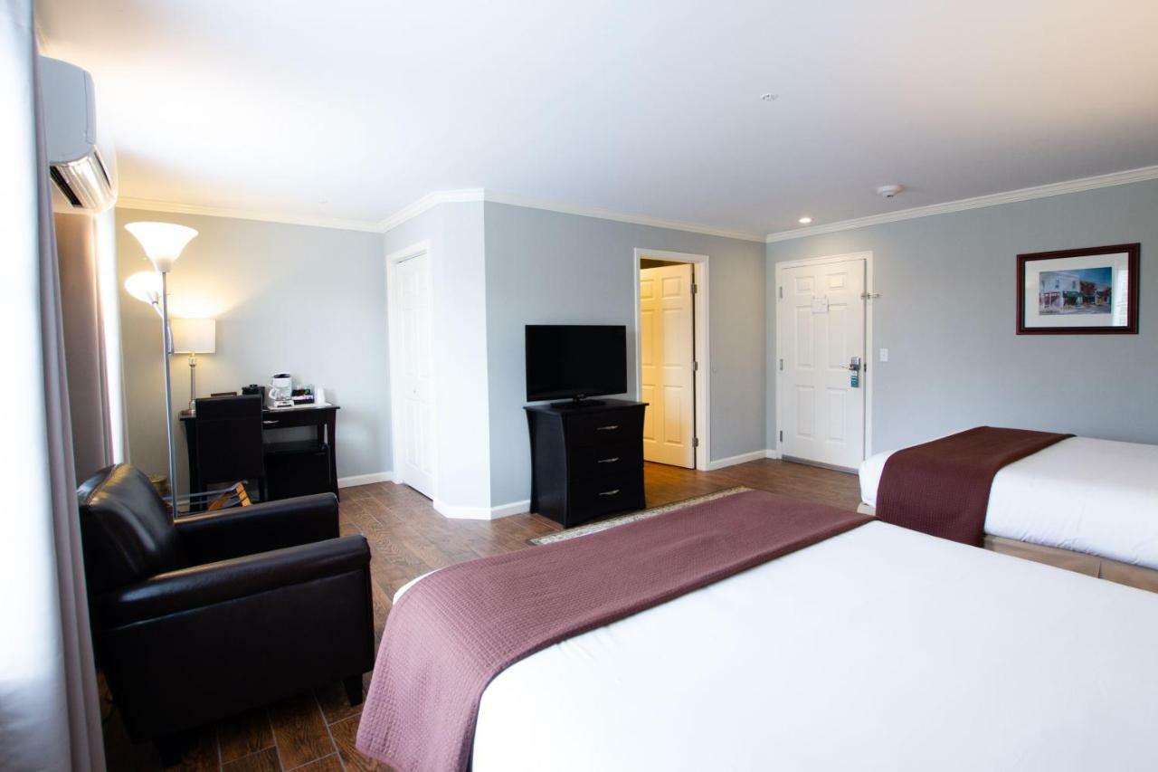 The Dahlonega Square Hotel & Villas 外观 照片